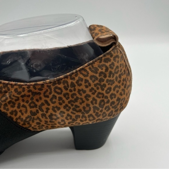 EUC Wolky | Café Piccato Leather Bootie Size EU 40 (US 9) - Picture 7 of 10